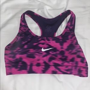 Nike sports bra size small.